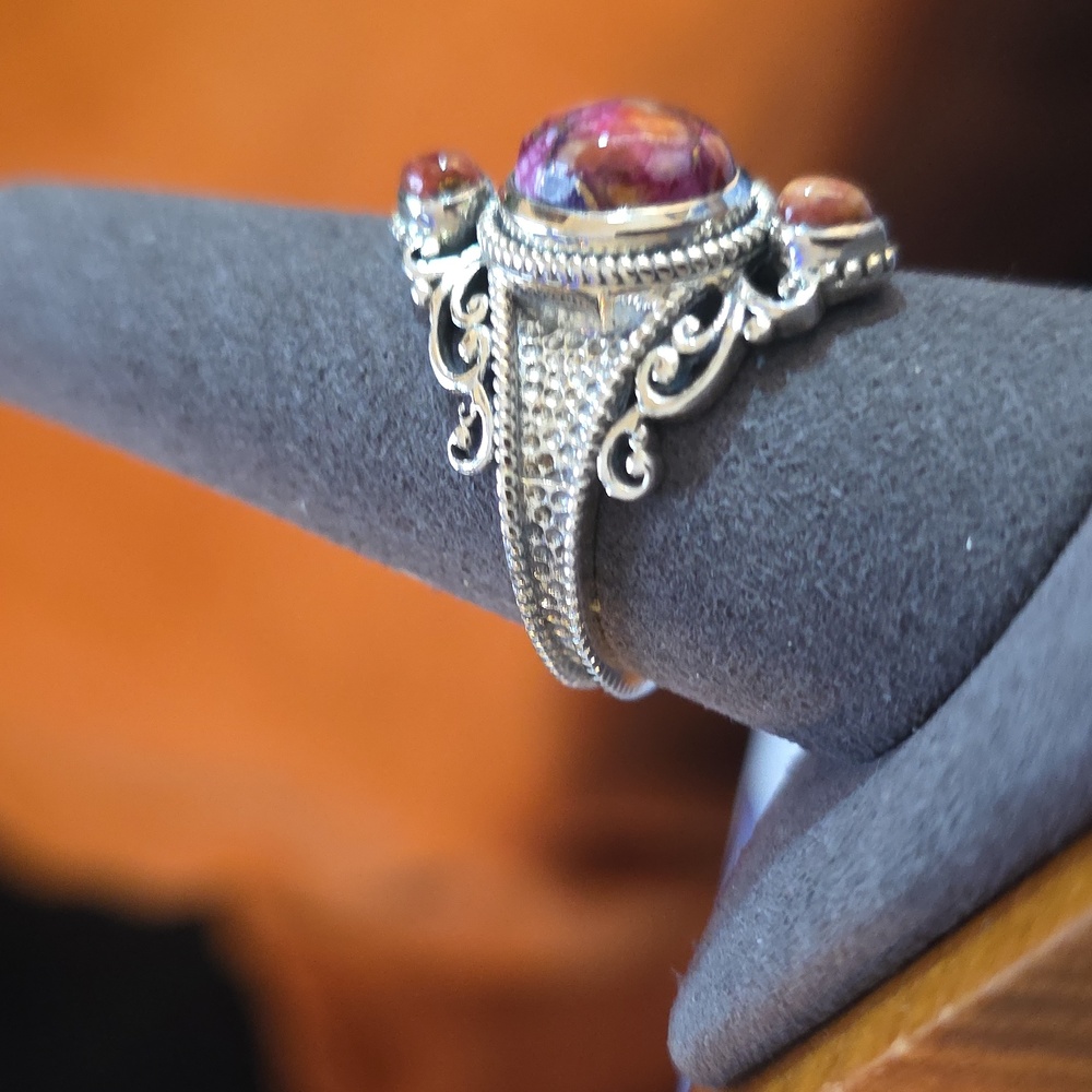 Vintage Silver Ring with Marbled Red Stone - Picture 5 of 7